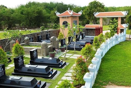 Thứ tự chôn cất tại nghĩa trang gia tộc là một quy trình cần được thực hiện theo các nguyên tắc cổ truyền.