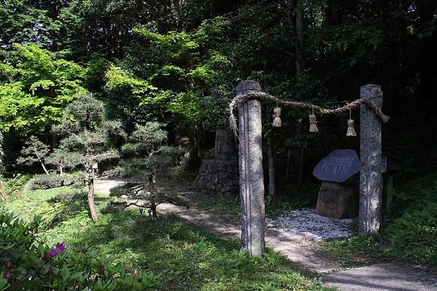 800px-Yomotsu_Hirasaka