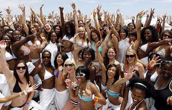 04 Africa Diversity Women Q 17678