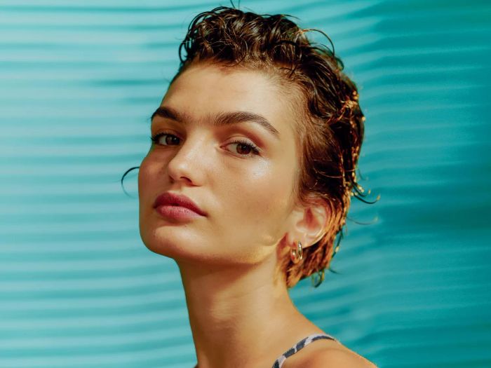 wet-hair-style