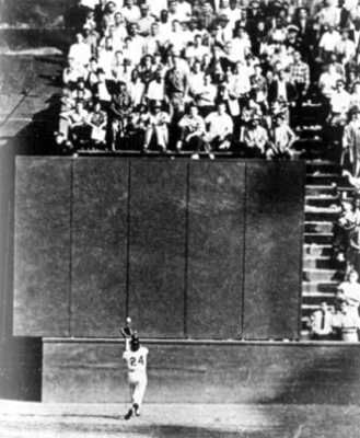 Willie-Mays-Catch-24