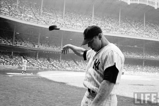 Mickey-Mantle-Helmet-Toss-Dominis-Life