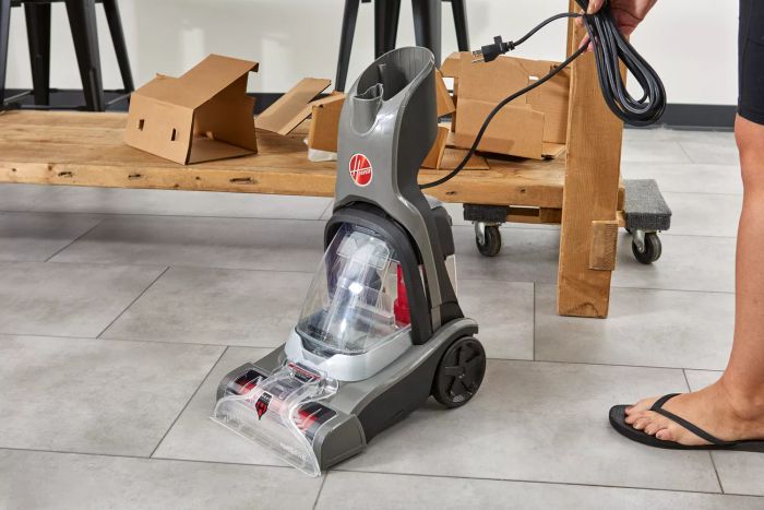 Lower section of the Hoover PowerDash Pet Advanced Carpet Cleaner and its cord without a handle