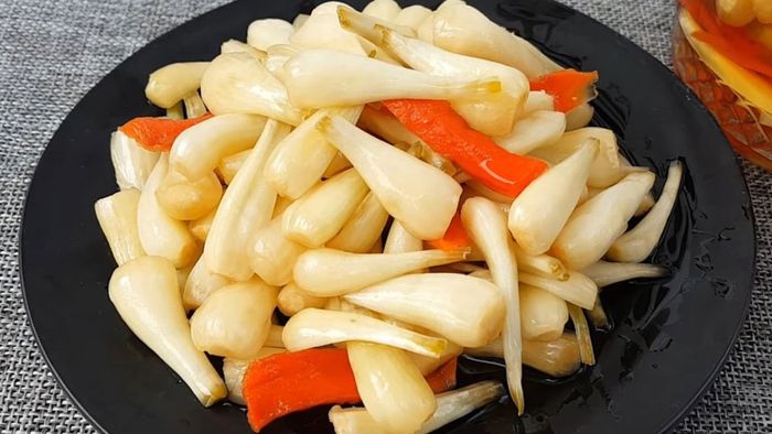 Củ kiệu muối là món gì mà nhiều người yêu thích đến vậy?