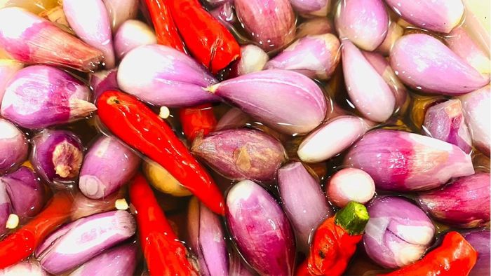 Kiệu ngâm hành tím