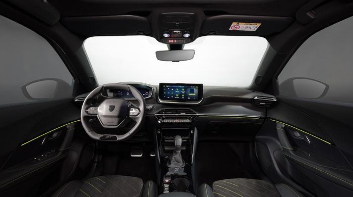 New Peugeot 2008 4.jpg