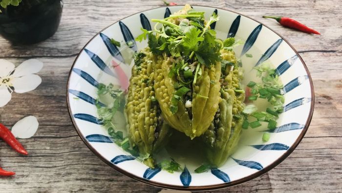 Canh khổ qua không chỉ thơm ngon mà còn mang lại nhiều giá trị dinh dưỡng cho sức khỏe.