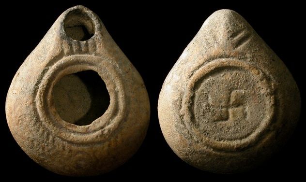 Ancient-Swastika-On-Lamp