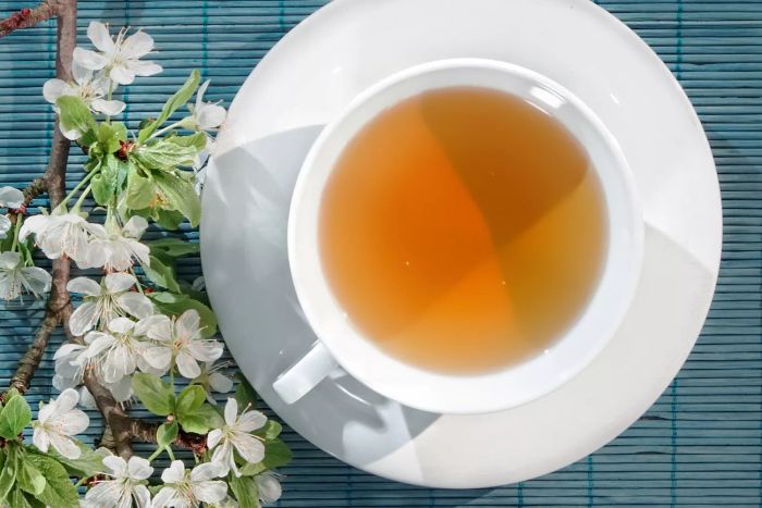chamomile-tea-GettyImages-491202995