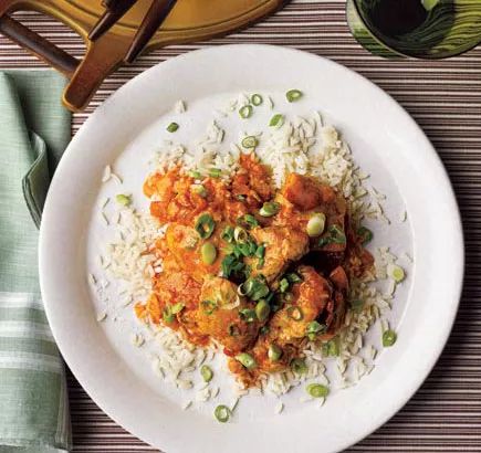 Easy Chicken Recipes - Slow-Cooker Curried Chicken with Ginger and Yogurt