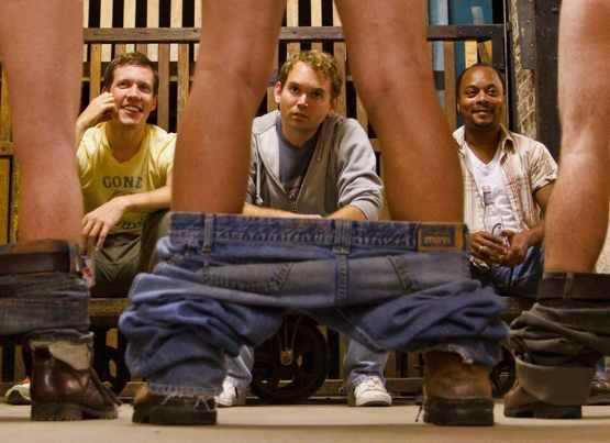 Full Monty Crop-1