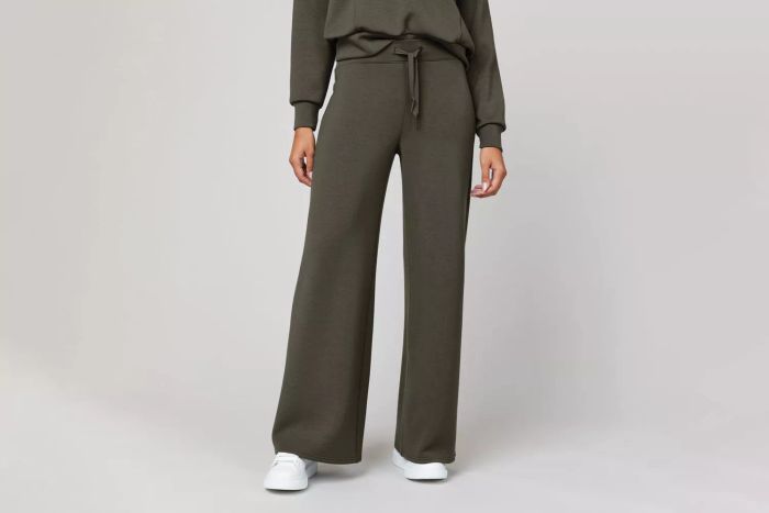 Spanx AirEssentials Wide Leg Pant