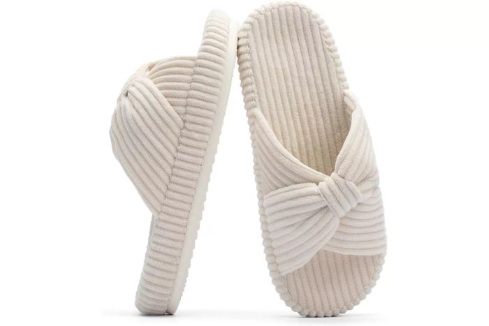 slippers with memory foam for the bedroom