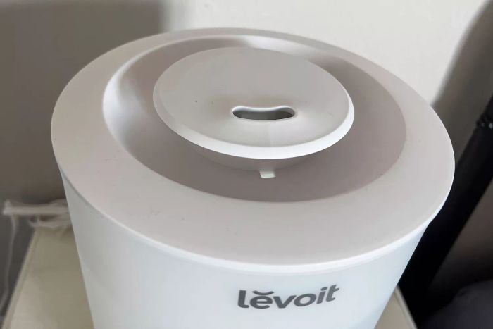 The top view of the Levoit .8 Gallon Top-Filled Ultrasonic Cool Mist Humidifier