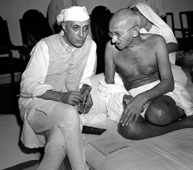 722px-Gandhi_and_Nehru_1942