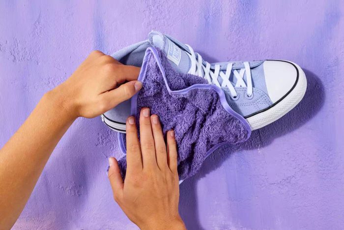 towel and Converse