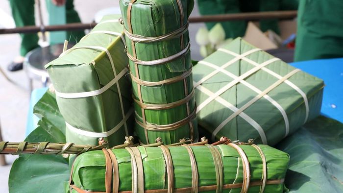 Buộc bánh tét chắc chắn