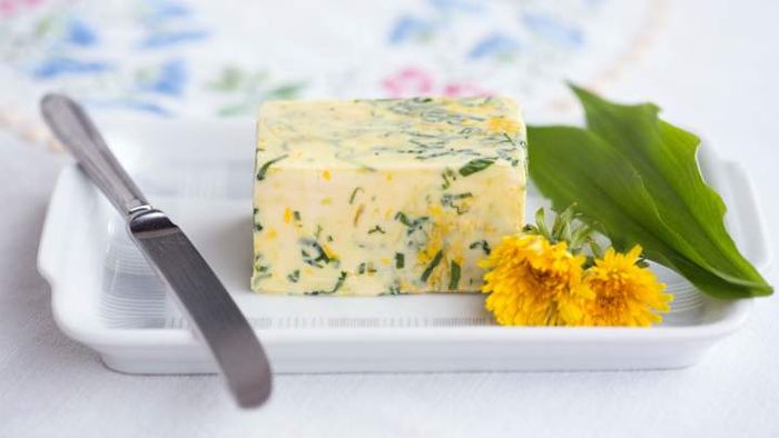 This butter blend features wild garlic and dandelion.