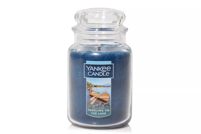 Yankee Candle paddling on the lake fragrance