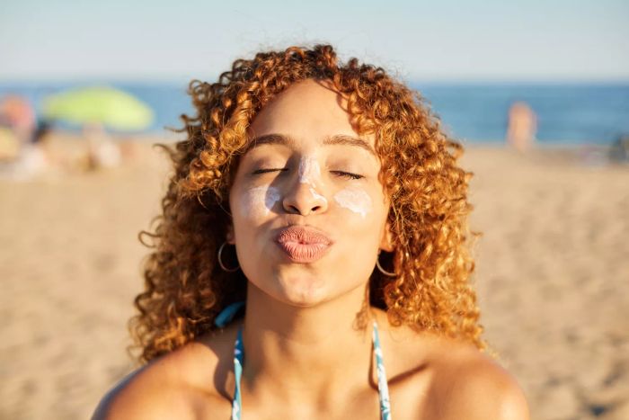 sunscreen-prevent-tanning-GettyImages-1468013443