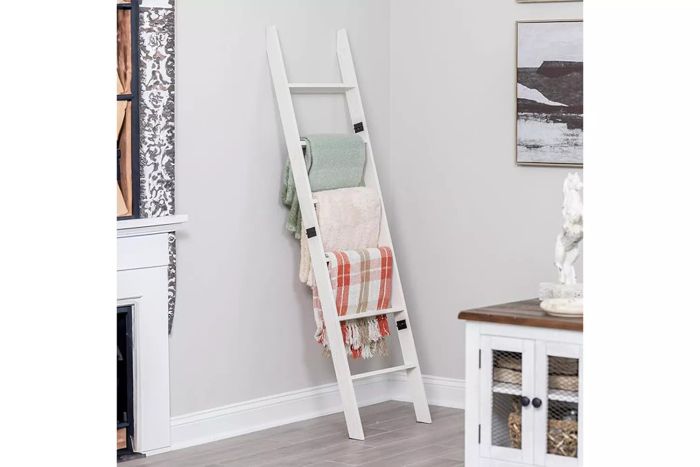 blanket-ladder-for-living-room-and-bedroom