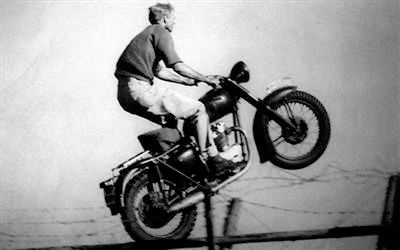 M1X00124 Stevemcqueen.Jpg