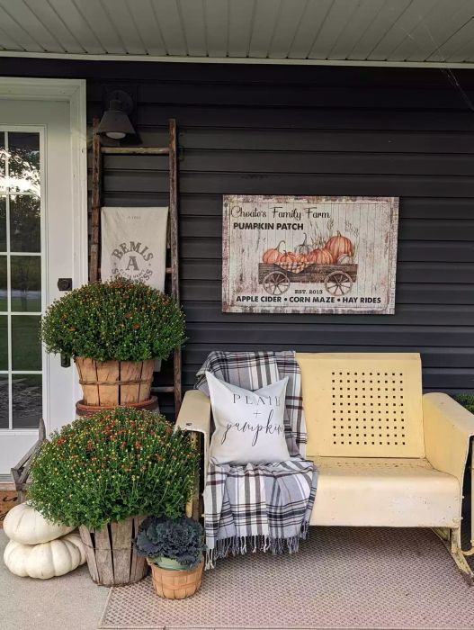 Autumn-inspired front porch