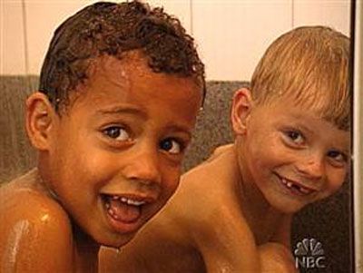 Dtl Twins Lovingboth 050923.Standard