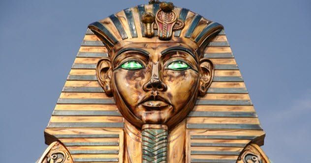 Historical Misconceptions 5a-pharaoh-statue-157287805