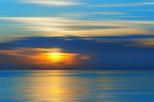8-blue-painting_000062242598_Small