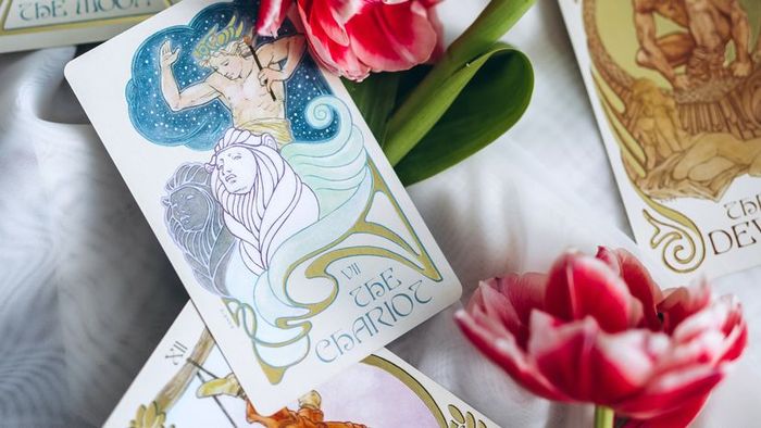 The Chariot Tarot Card: A Symbol of Triumph and Willpower