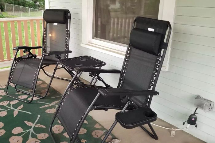 Amazon Basics Textilene Outdoor Zero Gravity Chairs