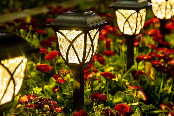 GIGALUMI Solar Lights for outdoor use, waterproof and available in a 6-pack with LED lights for reliable illumination.