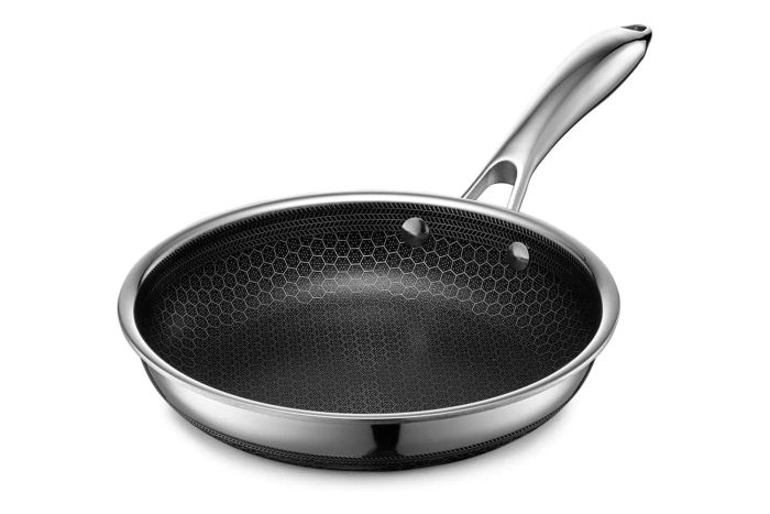 Amazon HexClad Hybrid Nonstick Frying Pan, 8-Inch, Stay-Cook Handle, Dishwasher and Oven Safe, Induction-Ready, Compatible with All Cooktops