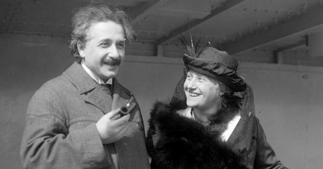 2-feature-einstein-elsa