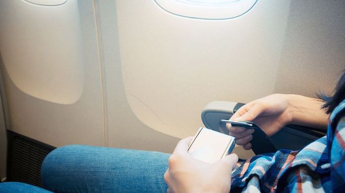 Seat belts on airplanes typically consist of lap belts.