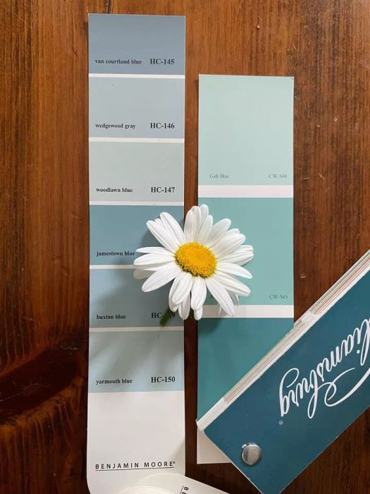 Benjamin Moore Blue Paint Color Swatch