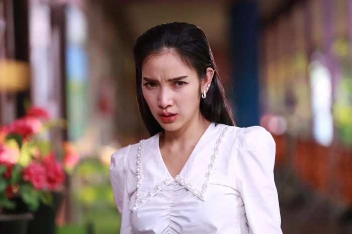 “ตุ๊กกี้-แพท-ไนกี้” รวมพลังสร้างความฮาในละครสุดปัง เฮี้ยน เพี้ยน จกตับ “ครูเพ็ญศรีกับเลดี้ปอบ”