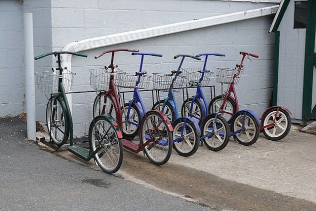 640px-Amish_kick_scooters
