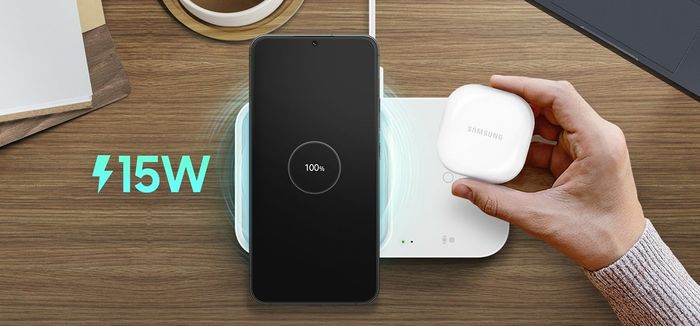 Bộ sạc Samsung Duo là phụ kiện sạc tiện ích mà người dùng Galaxy S25 không thể bỏ qua