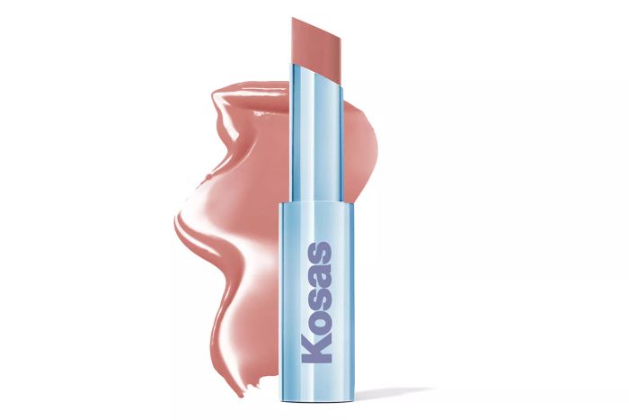 Kosas Wet Stick in 'Hot Beach' brings a warm, sun-kissed glow with a smooth, velvety texture.