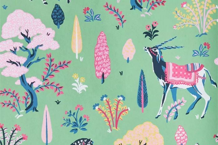 Printfresh's Antelope's Forest Wallpaper offers a stunning representation of antelopes set against a vibrant forest backdrop, adding a touch of nature to any room.