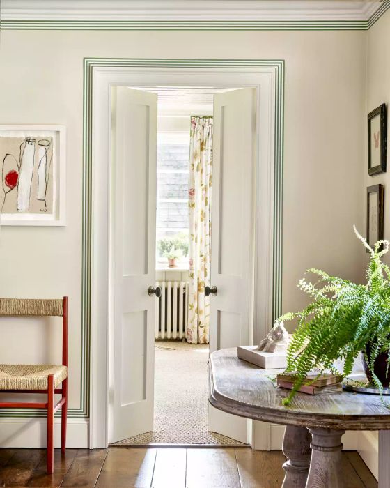 Crown molding with painted trim