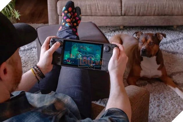 Intel đang đối đầu với AMD trên thị trường máy chơi game PC cầm tay.