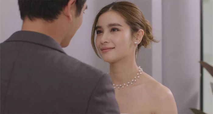 ปั้นจั่น และ วิว ร่วมสาบานรักกันตลอดไป ใน CLUB FRIDAY THE SERIES ตอน คำสาบาน