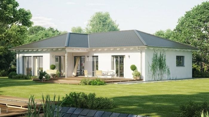 Nhà cấp 4 mái Thái với sân vườn rộng rãi và thoáng đãng