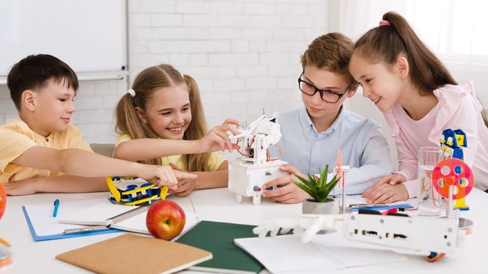 tạo sản phẩm STEM đơn giản nhất