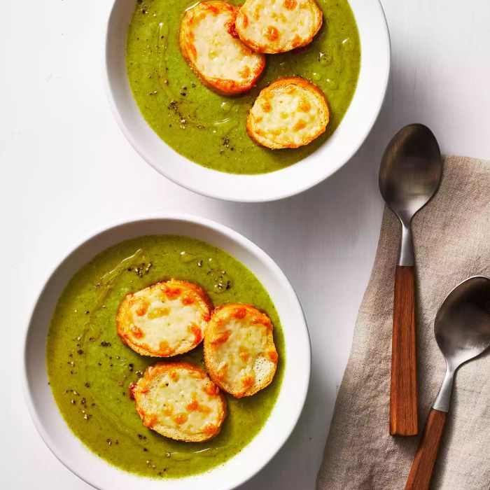 Broccoli Soup With Cheddar Croutons Recipe