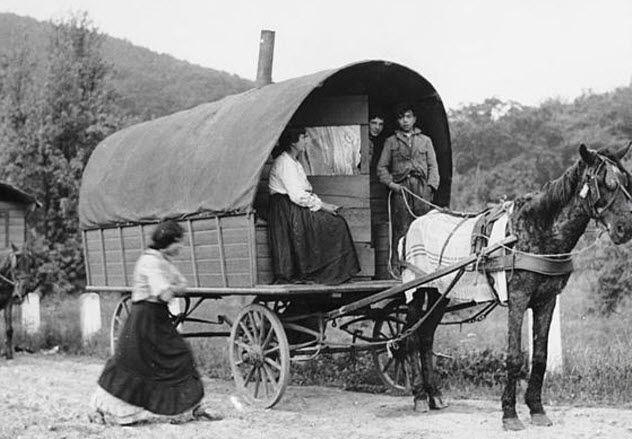 9-romani-wagon