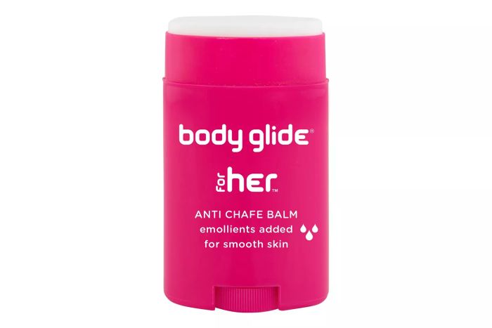 This Body Glide for Her Anti-Chafe Balm is a chafing stick enriched with emollients, perfect for sensitive skin. It’s designed to be applied to areas like the chest, bra line, buttocks, groin, arms, and thighs to prevent friction irritation. The 1.5oz size is convenient for on-the-go use.